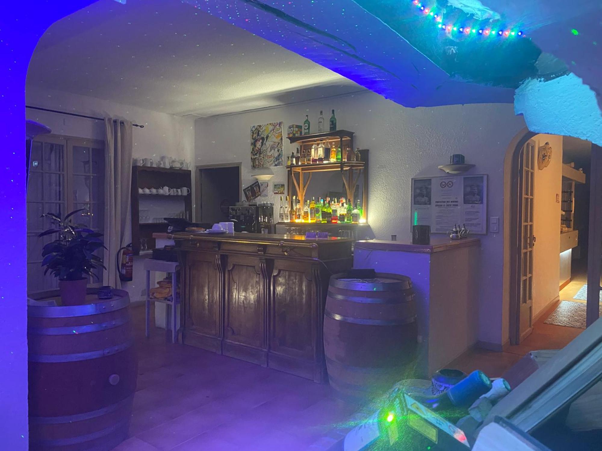Human Hotel Restaurant Park Вилькроз Экстерьер фото