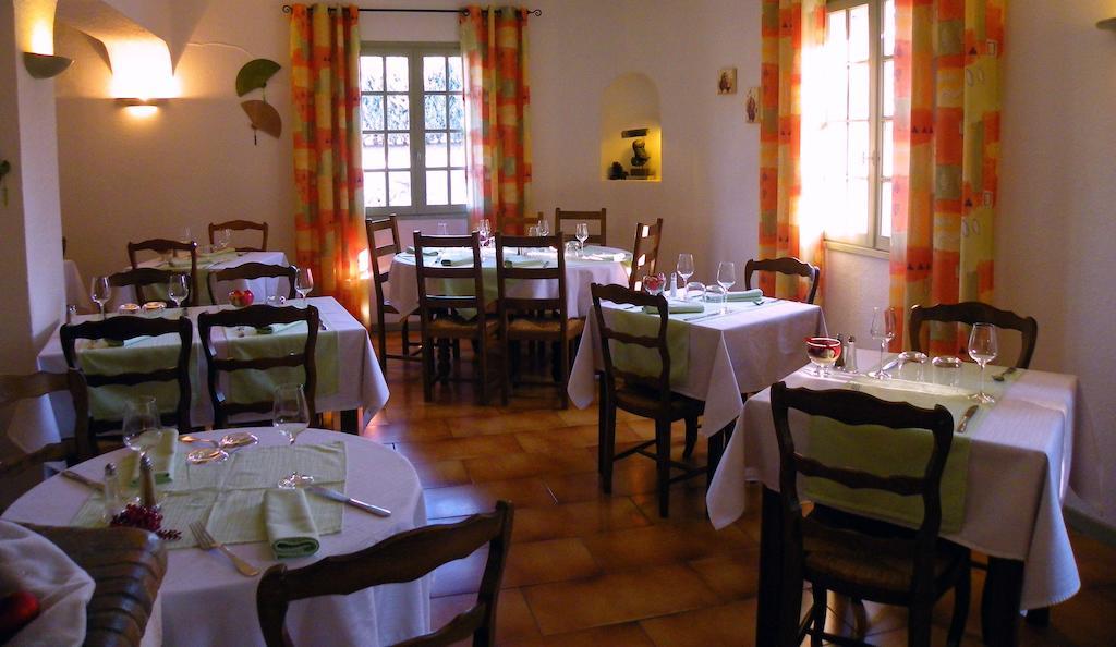 Human Hotel Restaurant Park Вилькроз Экстерьер фото